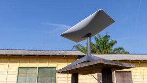 starlink-satellite-internet-dish-in-a-rural-area.jpg